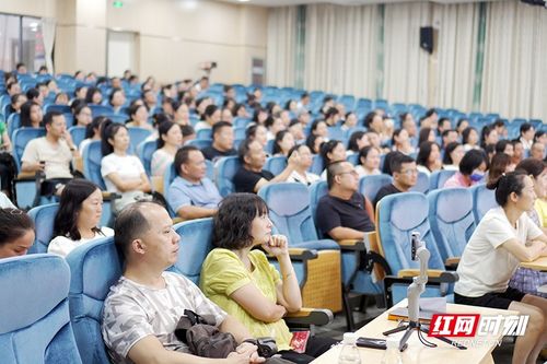 株洲市共童成长父母课堂第六期开讲 科学育儿方法引领家庭教育新风尚